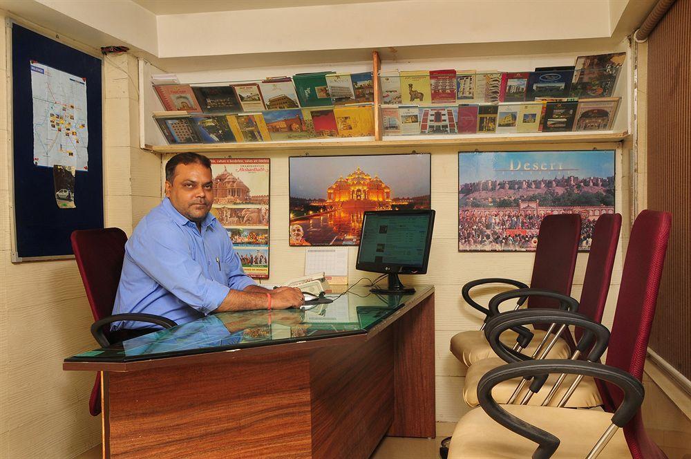 Hotel Palm Do'R - 02 Mins From New Delhi Railway Station Exterior photo